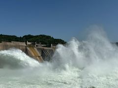 -黄河小浪底水利枢纽风景区