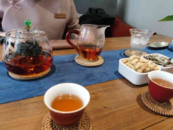 打分 环境温馨舒适,茶也不错,是个午后茶歇谈事放松身心的好地方(▽)
