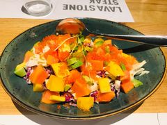 木瓜蟹籽牛油果沙拉-原石牛扒·约会餐厅(龙城万科里店)