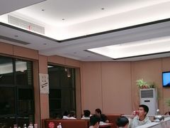 -梅利汴京烤鸭•开封豫菜地标店(铁北街店)