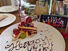 -Mark&Mars Restaurant