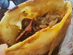 夹张飞牛肉凉粉-刘氏方酥锅盔(古城总店)