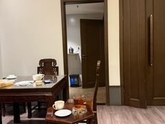 -梅花香里大酒店(郁金香路店)