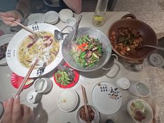 -渔语鱼酸菜鱼新川菜(来福士店)