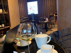 -wineapp葡萄酒餐吧(外滩金融中心店)