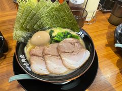 -横浜家系ラーメン壱角家(新宿アルタ裏店)