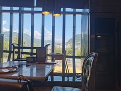 -吉布鲁牛排海鲜自助(假日国际店)