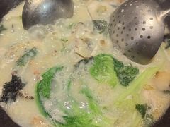 -陈大锅·岳阳鱼馆·地道岳阳菜(美食街店)