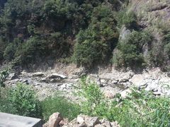 -安吉龙王山峡谷漂流