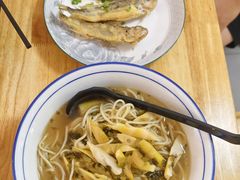 黄鱼面-小河无名面馆