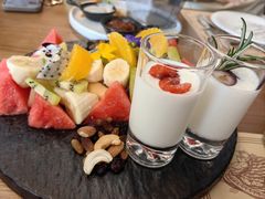 -Mark&Mars Restaurant