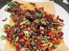 -川流不息·地道川菜·小龙虾(松东路店)