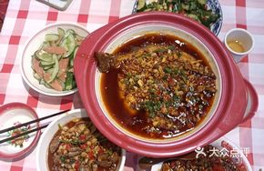 Spicy Oil-Infused Sea Bass