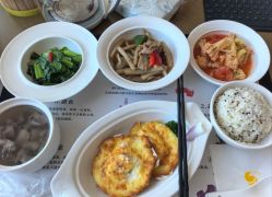 -金鹰国际月子中心(新街口店)