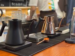 -Be Lived Cafe比例咖啡(摩天轮店)
