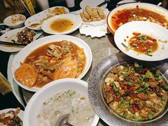-巴特餐饮6加1音乐餐吧·新疆菜