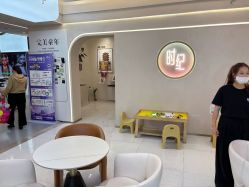 -小阿福儿童摄影(光谷时代广场店)