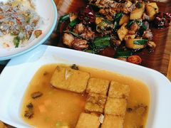 -隔壁老王·家常云南菜(花巷店)