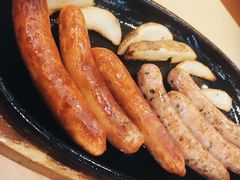 特色烤肠拼盘-萨莉亚意式餐厅(苏州食百家店)