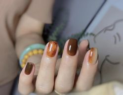 -槿里日式美甲工作室