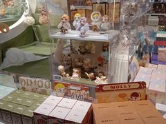 -泡泡玛特POPMART(侨福芳草地店)