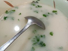 鱼头豆腐汤-华信美食