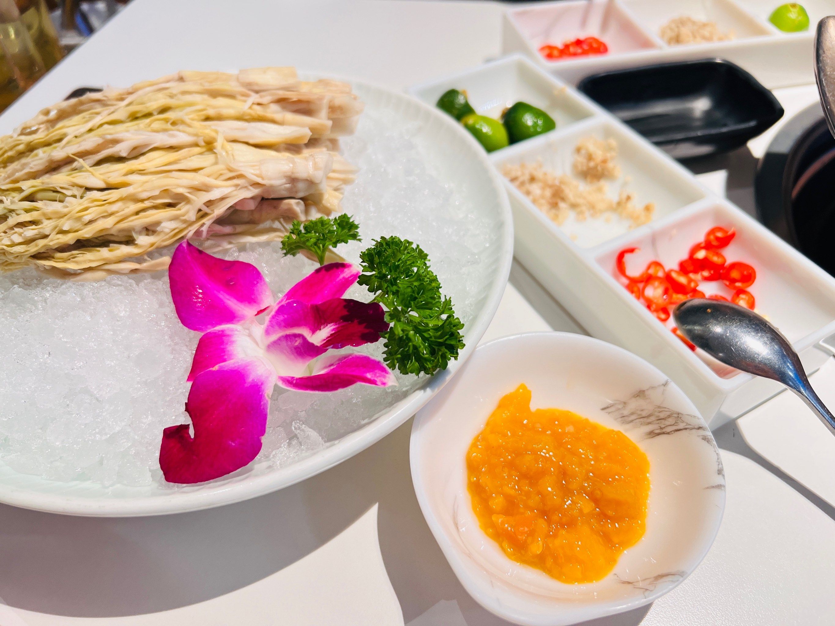 椰子鸡推荐 #泰国菜家门口的餐厅,跟孩