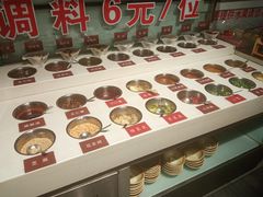 自助调料区-忆川阁·记忆重庆火锅·龙虾·烧烤