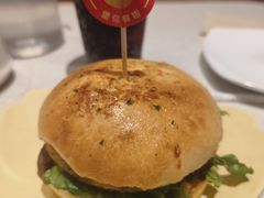 -必胜客(联投东方店)
