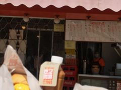 咸牛肉厚蛋多士-世记咖啡(氹仔外卖店)