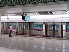 -新南门(地铁站)