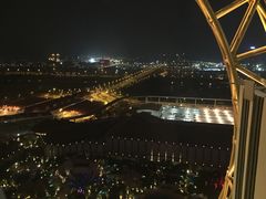 -影汇之星8字形摩天轮