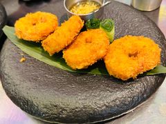 泰式手打虾饼配酸甜梅子酱-simply thai天泰(世纪汇店)