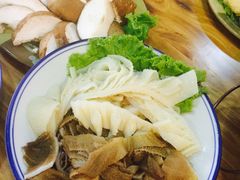 -东镇老火锅(长春路首店)