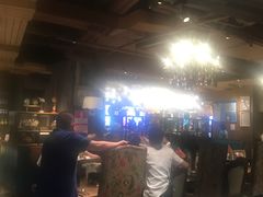 -领鲜活海鲜榴莲自助火锅(东门店)