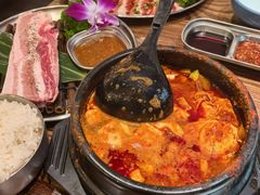 -明洞阿姨·韩式酱蟹烤肉·创意料理(三元桥店)