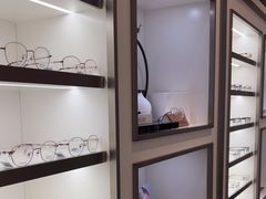 -宝岛眼镜·星创视光中心(新世界店)