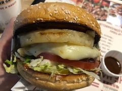 -The Habit Burger Grill 哈比特汉堡(复兴soho店)