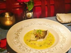 -弦月窗LUNETTE BY AMANDA(复兴路店)