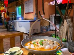 -老滇山寨•云南特色菜•地方菜•民族风情歌舞表演(金碧店)