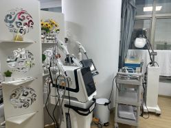 -金品苗方专业祛痘中心