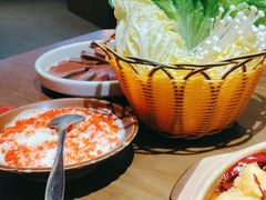 -蔡婶牛腩牛杂煲(长安万科店)