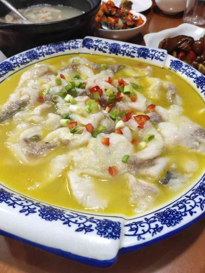 浔阳菜馆-"环境和服务都是无功无过吧,没有什么大问题.