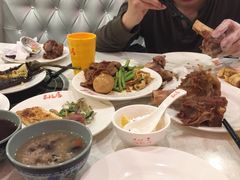 -泉福居酱骨头自助广场(南大街商业步行街店)