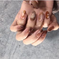 -摩睫+皮肤管理·科学美容中心