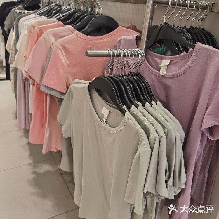 H&M——打折 性价比高