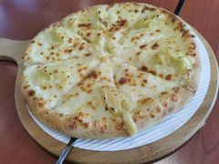 爆果肉榴莲披萨-魏斯理汉堡(西安沣东吾悦店)