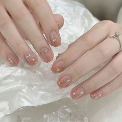 -悦指间美甲美睫