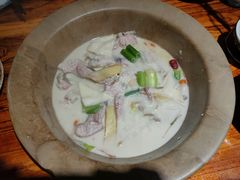 石锅鱼-滇香肴·云南菜蒸汽石锅鱼(云南北路店)