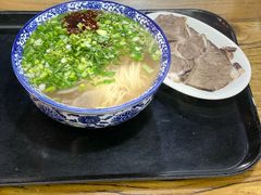 -陇上全荟兰州传统牛肉面(延吉路店)